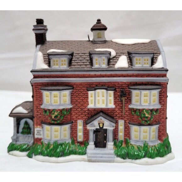 Dept 56 Charles Dickens 1997 Collectors Edition Ornament GAD'S HILL PLACE - Picture 2 of 13
